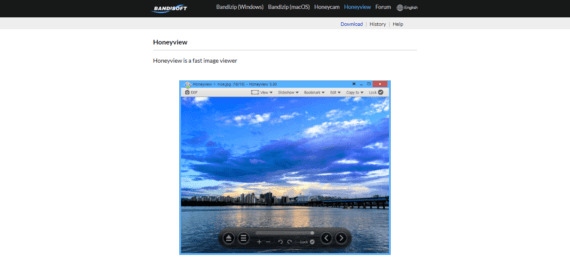 HoneyView photo viewer for Windows with basic functionalities