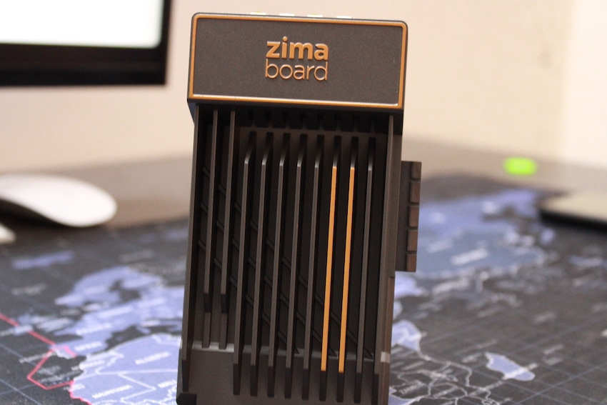 ZimaBoard 832